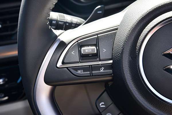 2025 Suzuki Swift Hybrid GLX UZ