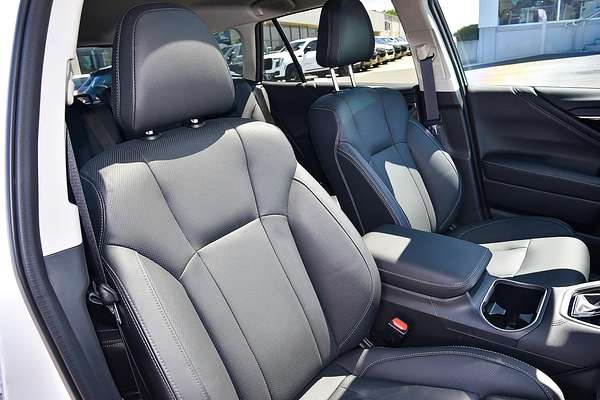 2025 Subaru Outback AWD Touring 6GEN