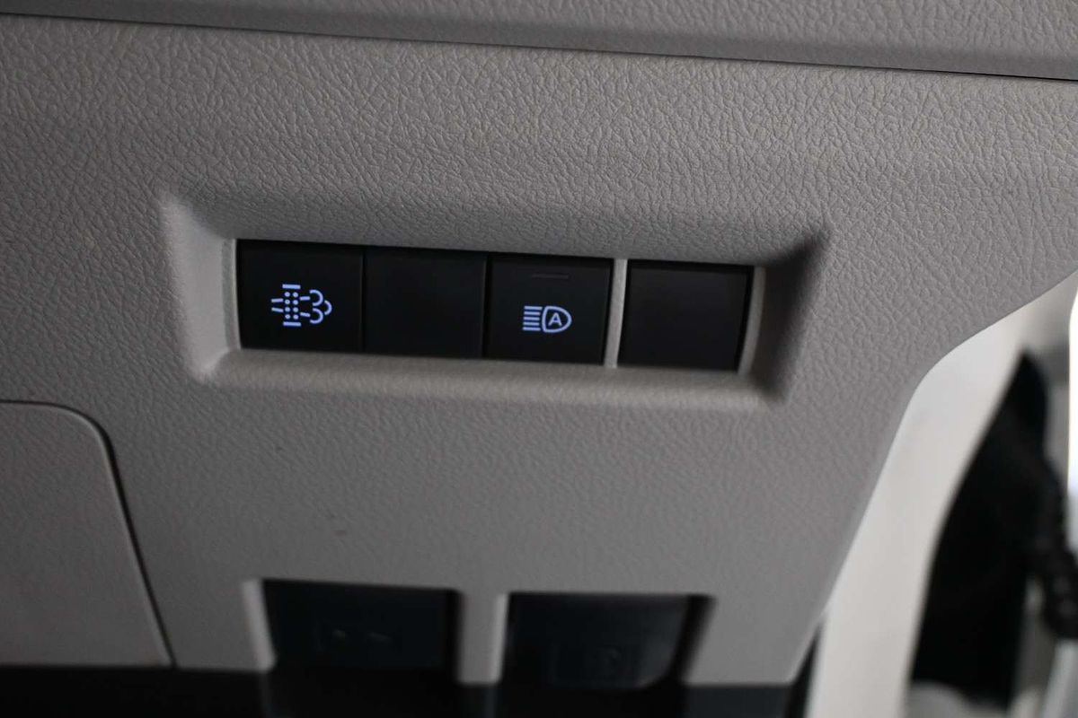 2024 Toyota Hiace GDH300R LWB