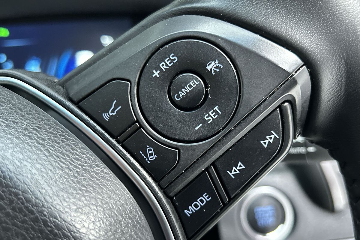 2018 Toyota Camry Ascent Sport ASV70R