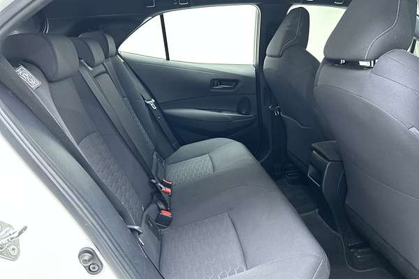 2022 Toyota Corolla Ascent Sport Hybrid ZWE211R