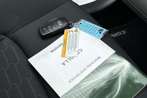 2022 Toyota Corolla Ascent Sport Hybrid ZWE211R