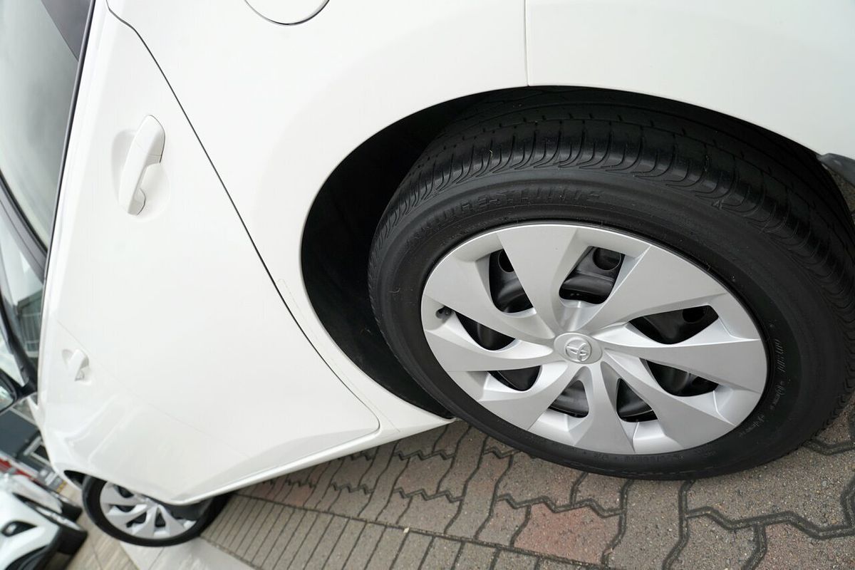 2018 Toyota Corolla Ascent Sport MZEA12R