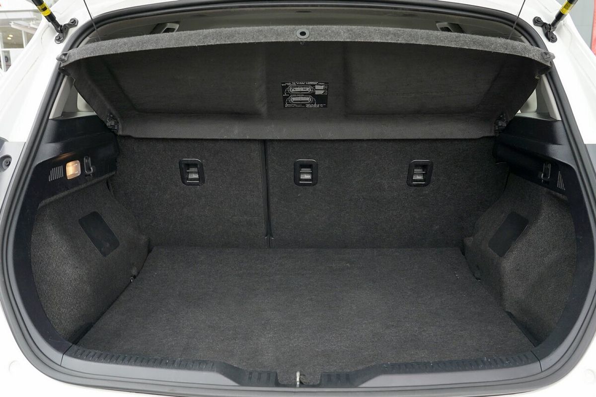 2018 Toyota Corolla Ascent Sport MZEA12R