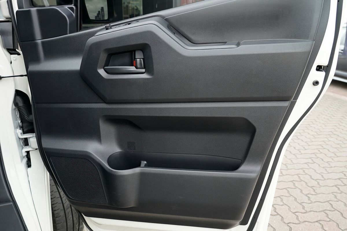 2024 Toyota Hiace GDH300R LWB