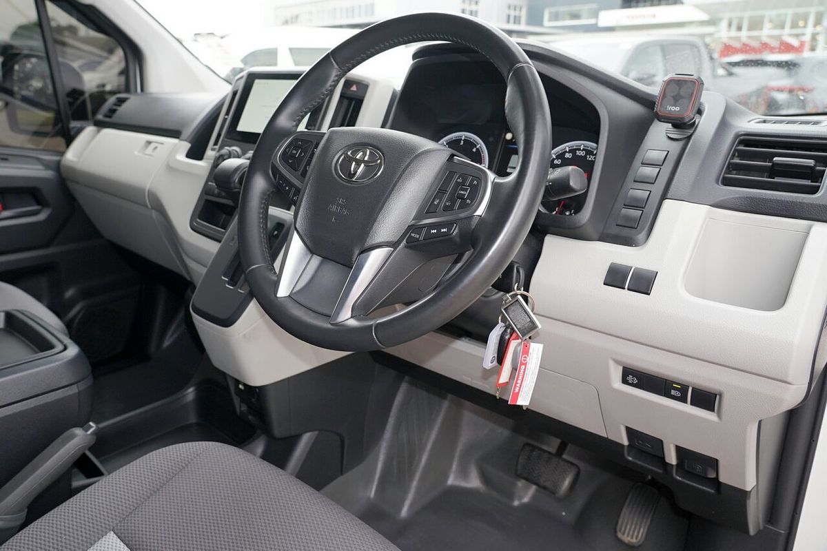 2024 Toyota Hiace GDH300R LWB