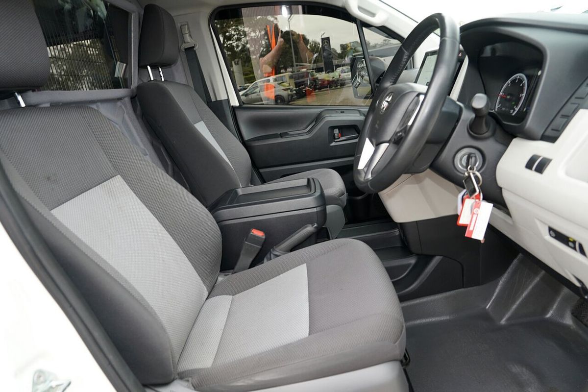 2024 Toyota Hiace GDH300R LWB