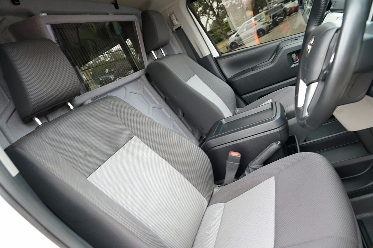 2024 Toyota Hiace GDH300R LWB