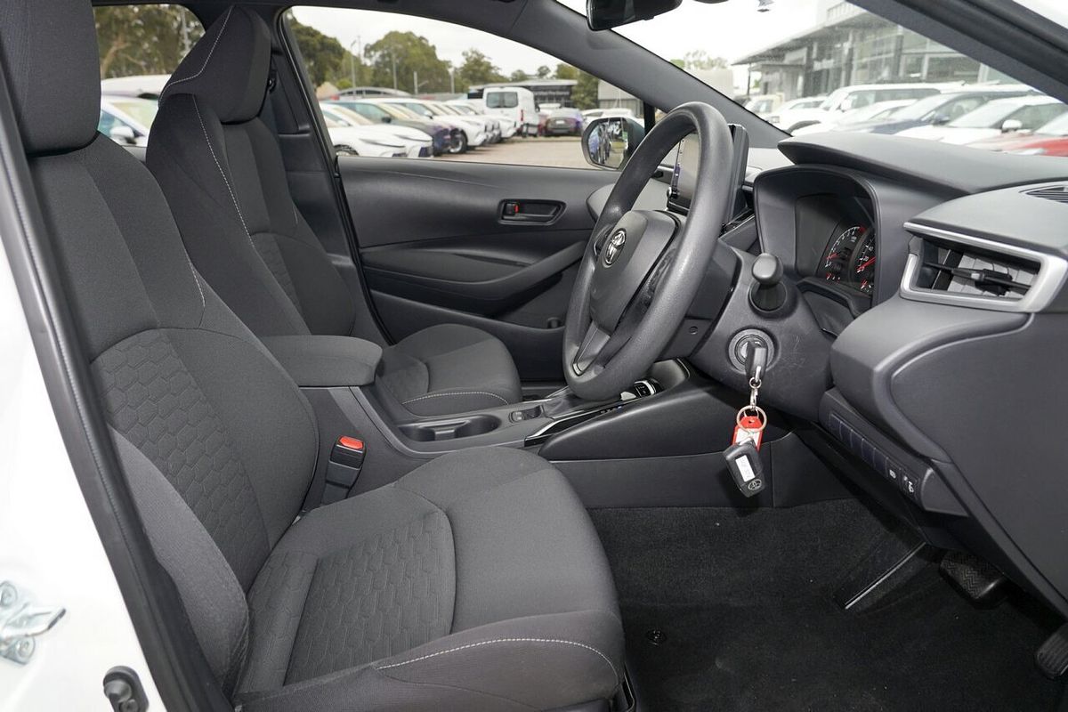 2020 Toyota Corolla Ascent Sport MZEA12R