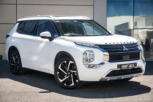 2022 Mitsubishi Outlander Exceed ZM