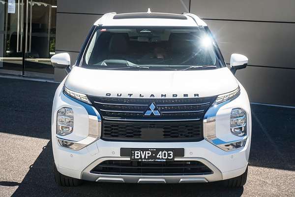 2022 Mitsubishi Outlander Exceed ZM