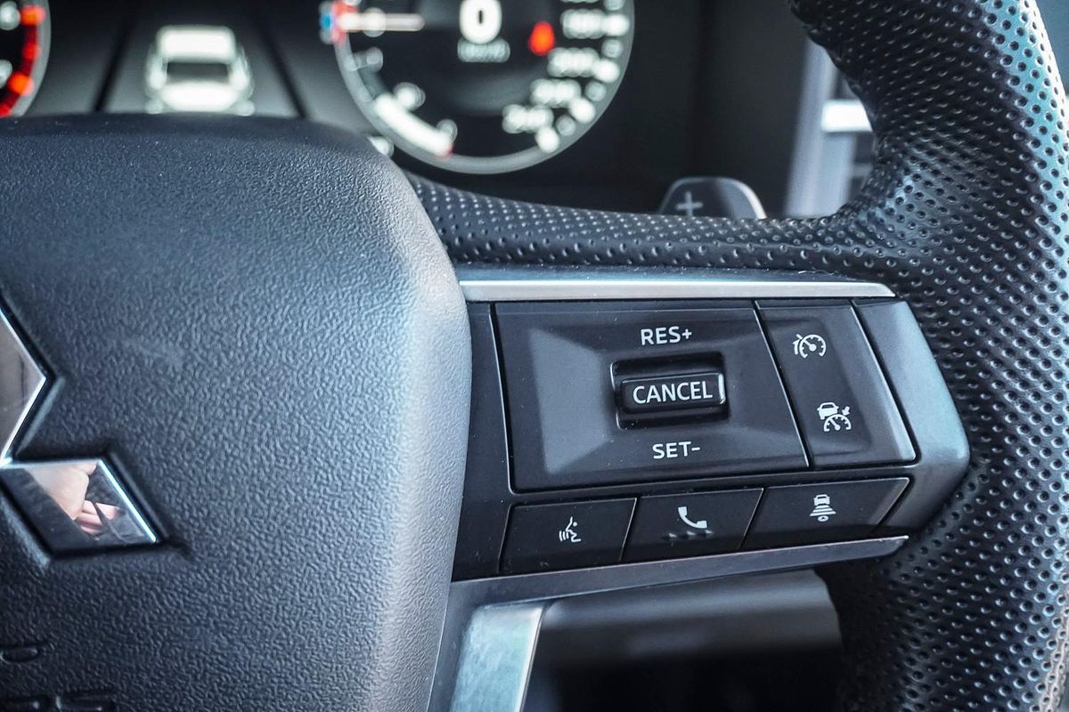 2022 Mitsubishi Outlander Exceed ZM