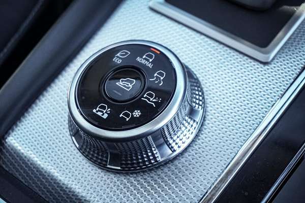 2022 Mitsubishi Outlander Exceed ZM