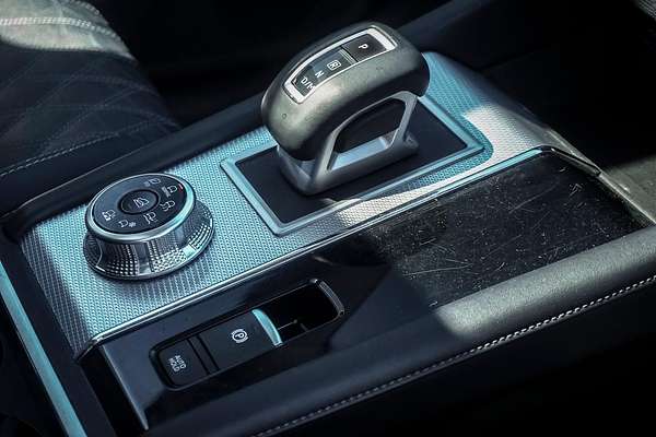 2022 Mitsubishi Outlander Exceed ZM