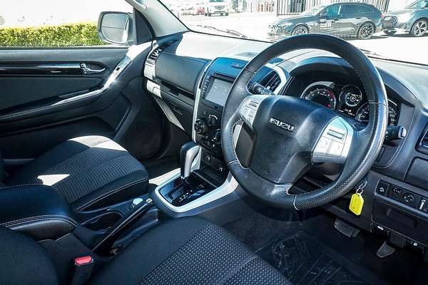 2021 Isuzu MU-X LS-M