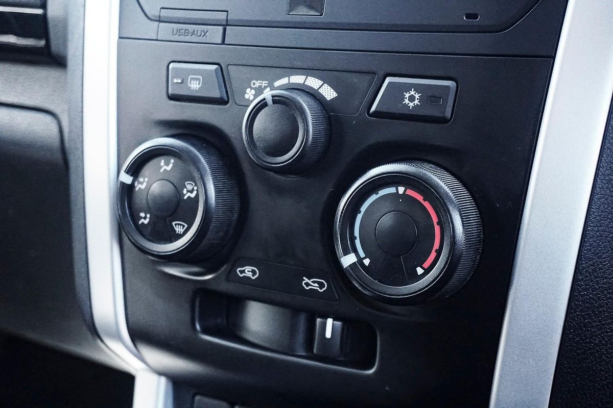 2021 Isuzu MU-X LS-M