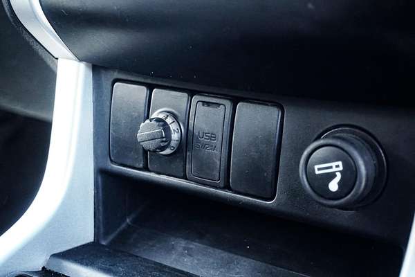 2021 Isuzu MU-X LS-M