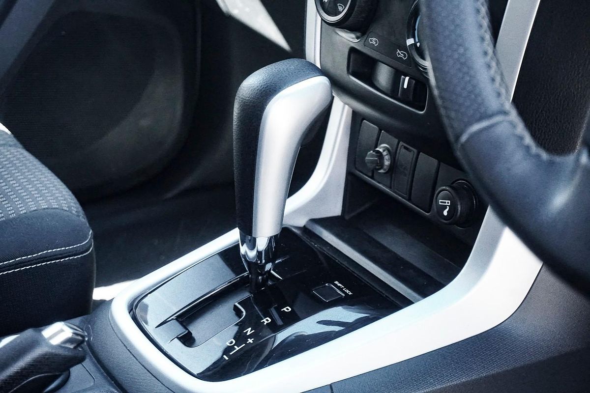 2021 Isuzu MU-X LS-M