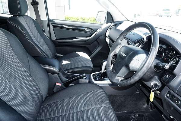 2021 Isuzu MU-X LS-M