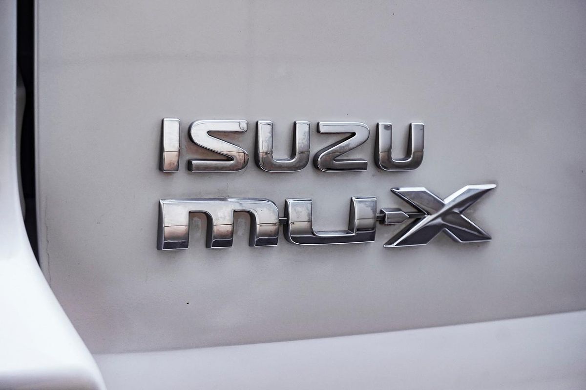 2021 Isuzu MU-X LS-M