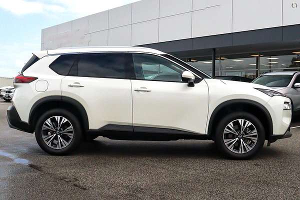 2025 Nissan X-TRAIL ST-L T33