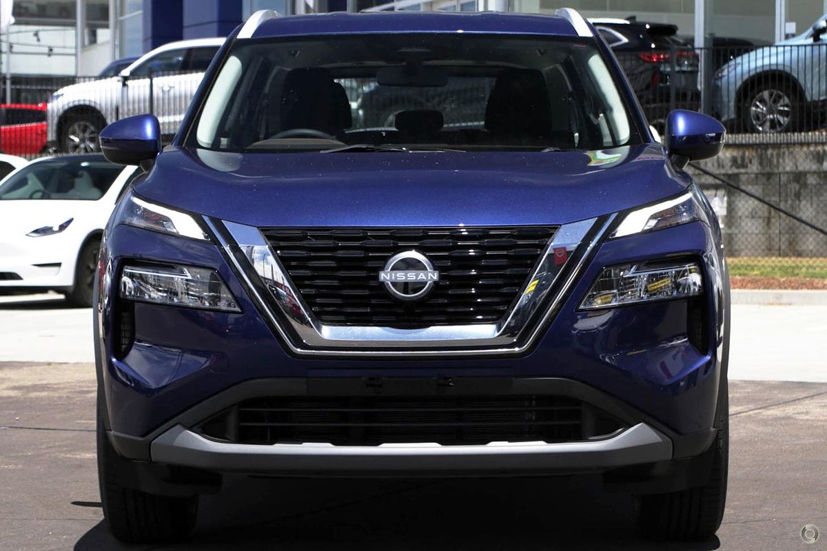 2025 Nissan X-TRAIL ST T33