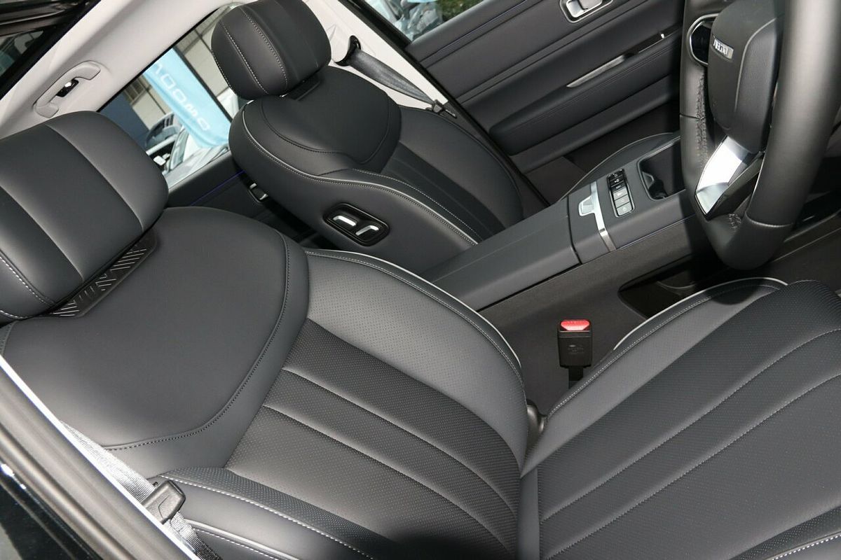 2025 Jaecoo J7 SHS Summit