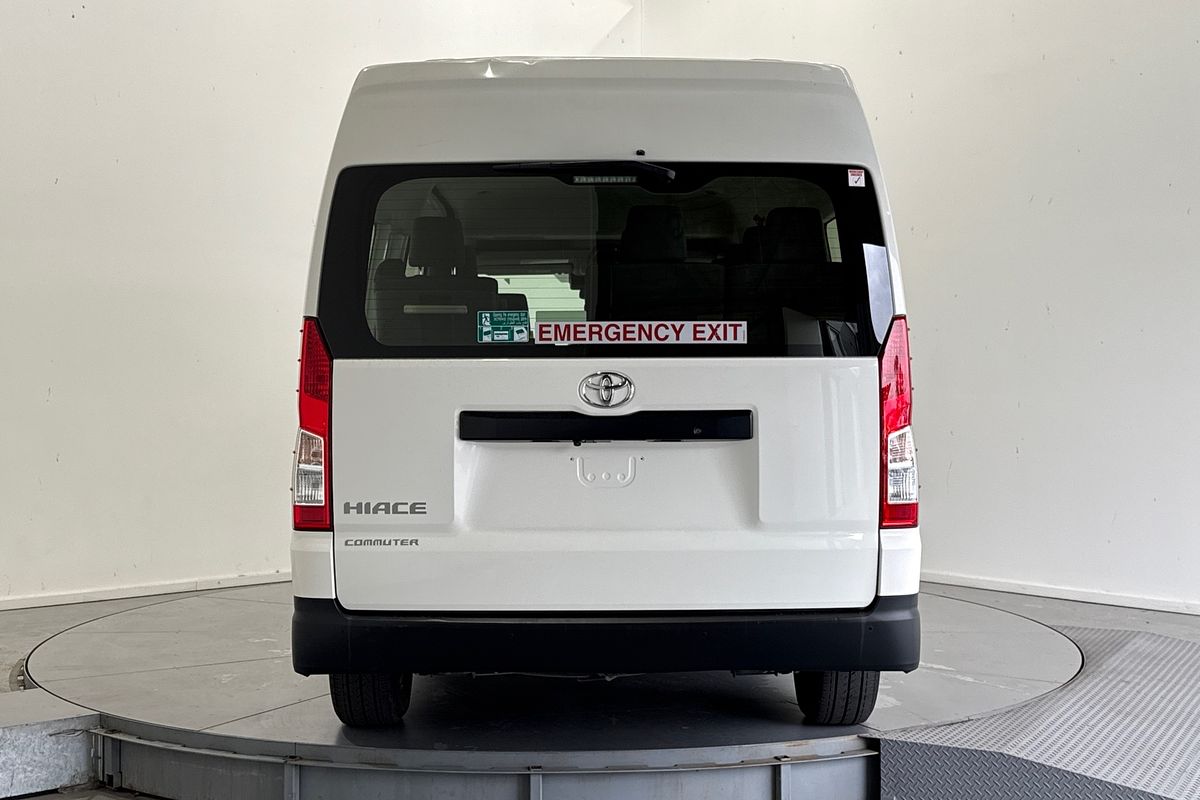 2022 Toyota Hiace Commuter GDH322R ELWB High Roof