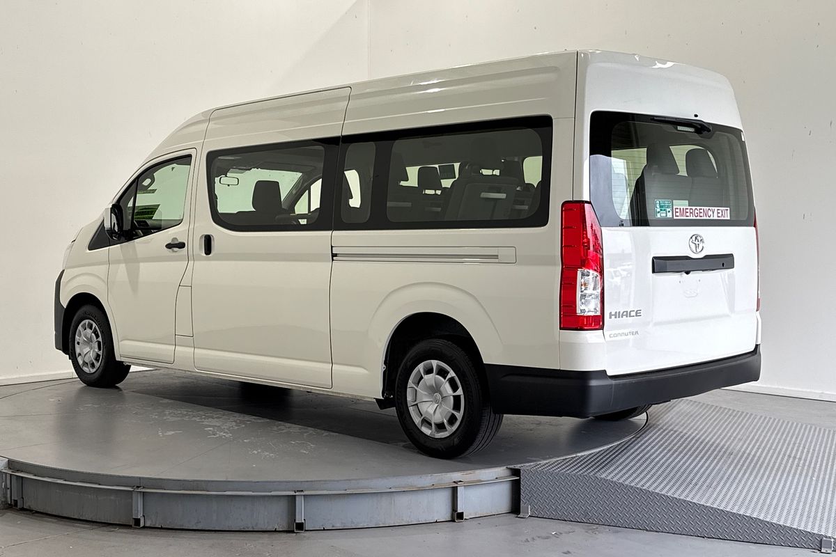 2022 Toyota Hiace Commuter GDH322R ELWB High Roof