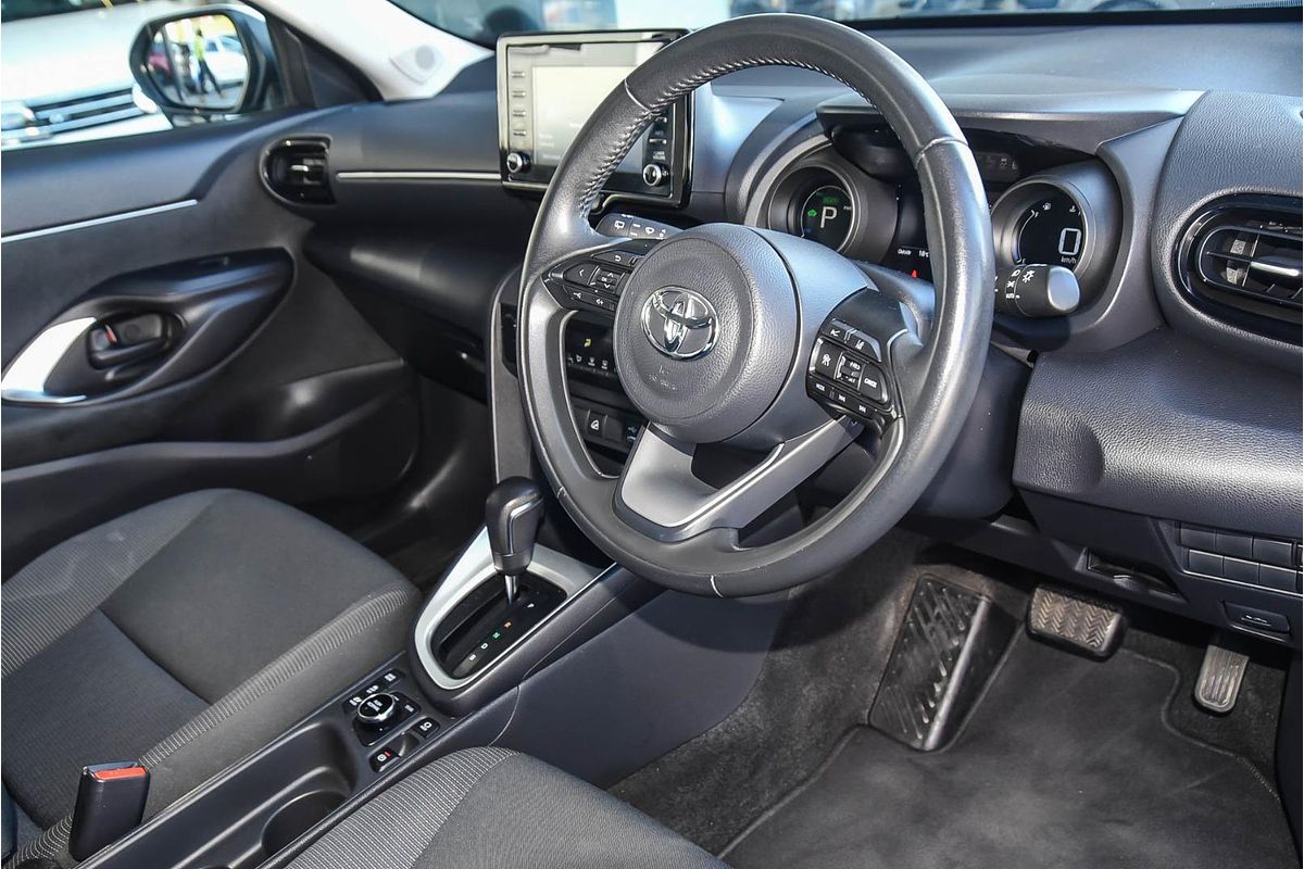 2022 Toyota YARIS CROSS GX HYBRID (AWD) MXPJ15R