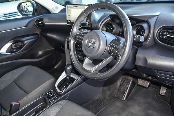 2022 Toyota YARIS CROSS GX HYBRID (AWD) MXPJ15R