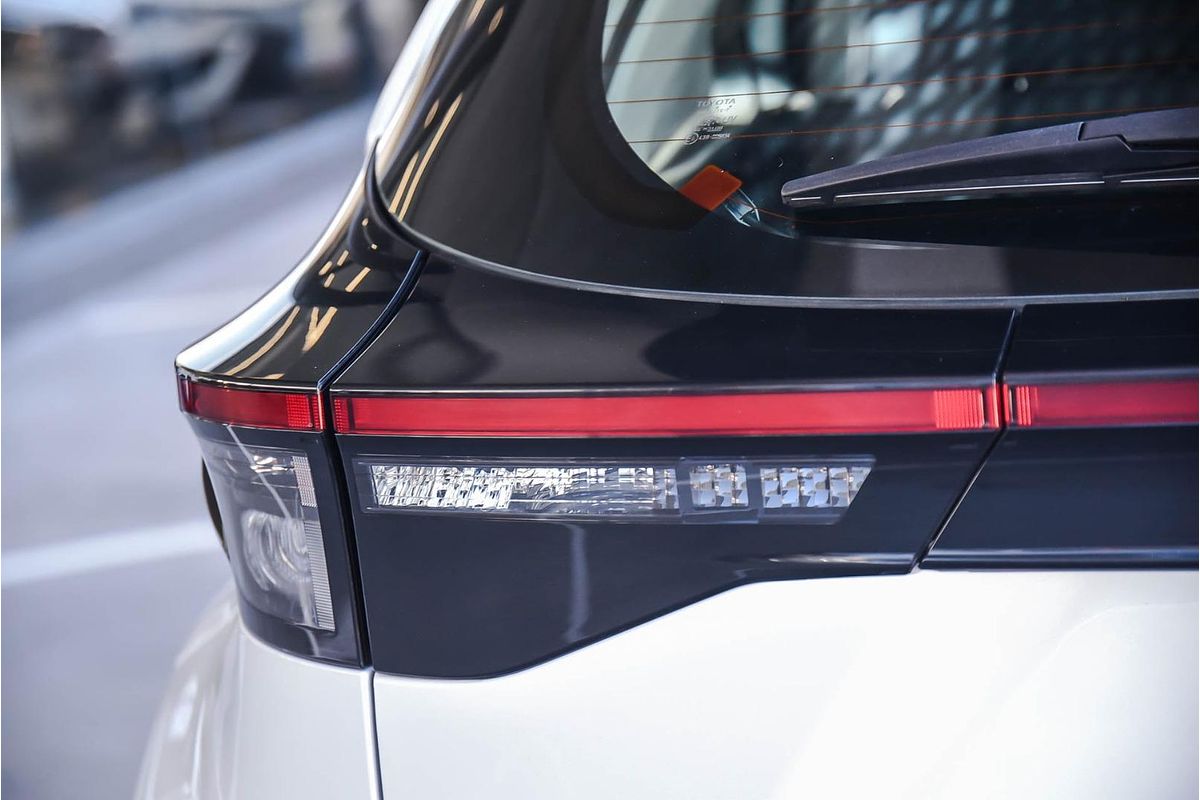 2022 Toyota YARIS CROSS GX HYBRID (AWD) MXPJ15R