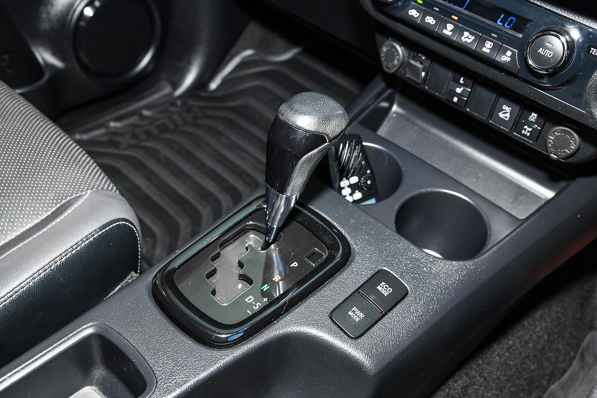 2021 Toyota HILUX RUGGED X (4x4) GUN126R FACELIFT 4X4