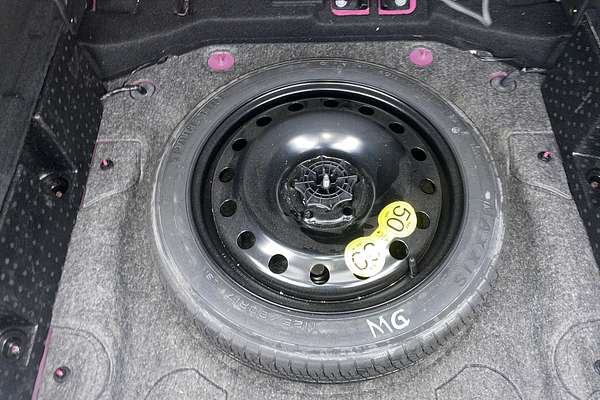 2021 MG HS Essence SAS23