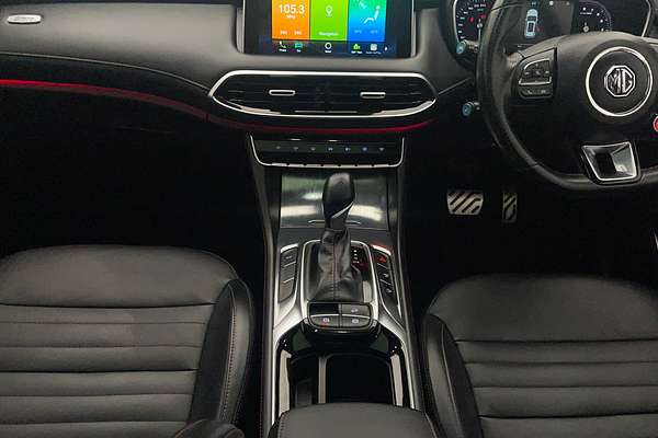 2021 MG HS Essence SAS23