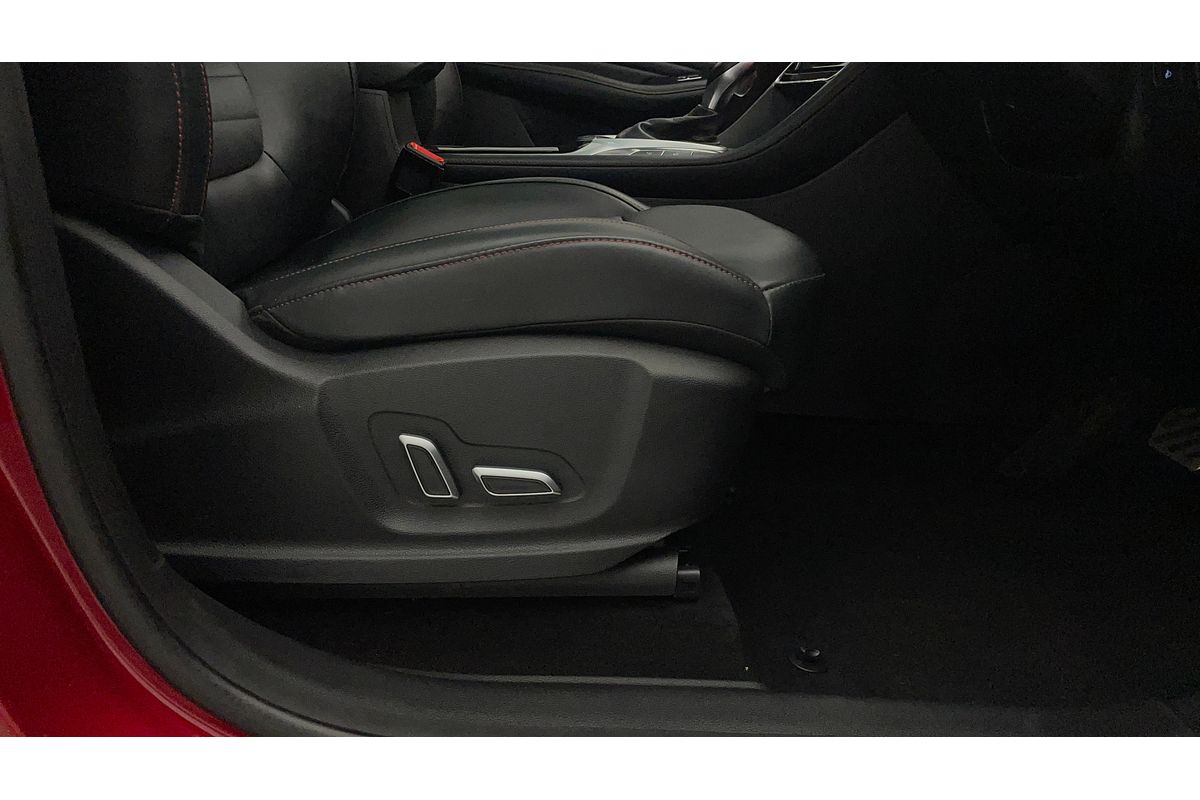 2021 MG HS Essence SAS23