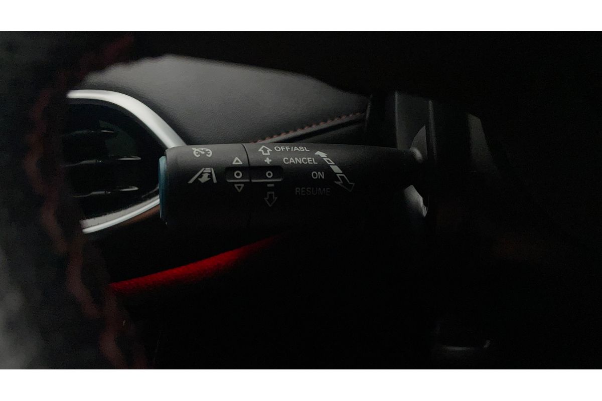 2021 MG HS Essence SAS23