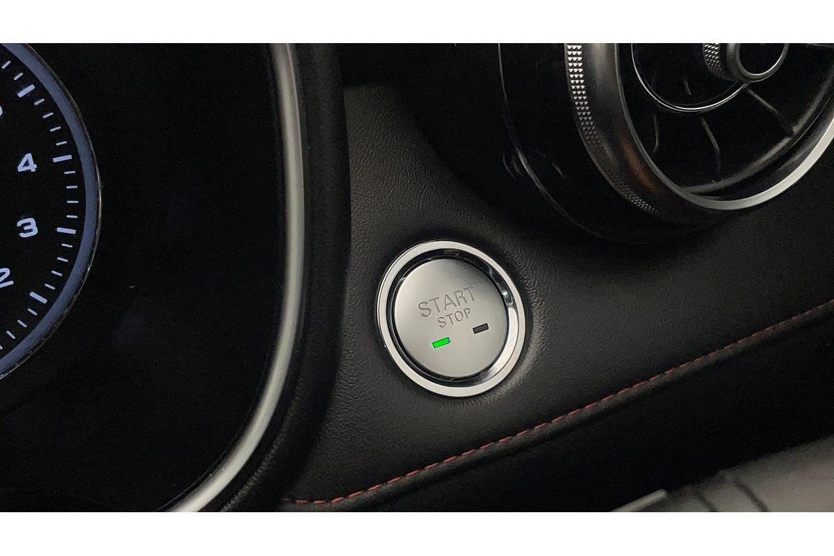 2021 MG HS Essence SAS23