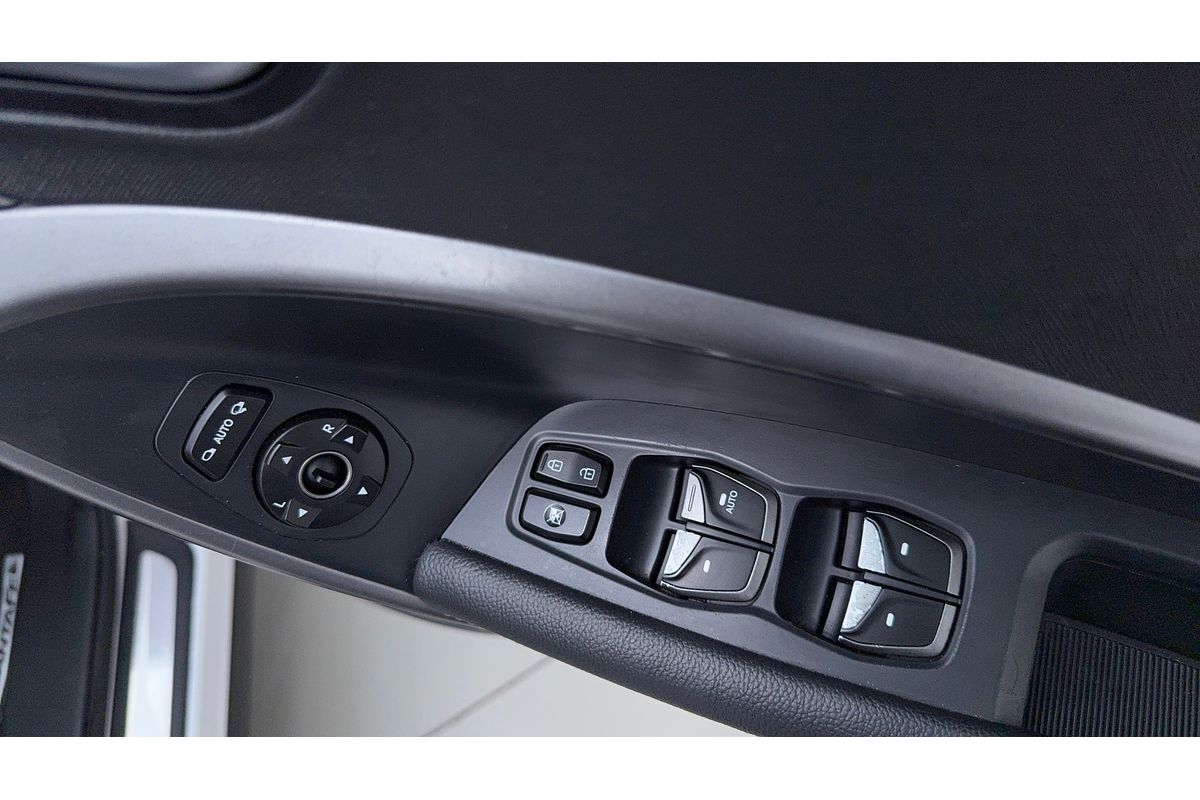 2017 Hyundai Santa Fe Active X DM5 Series II