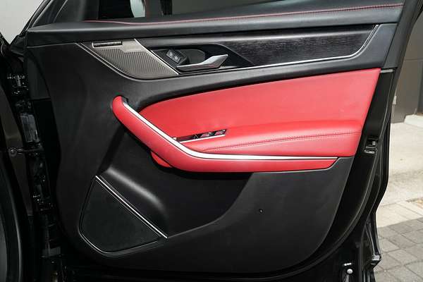 2023 Jaguar F-PACE P250 R-Dynamic SE X761