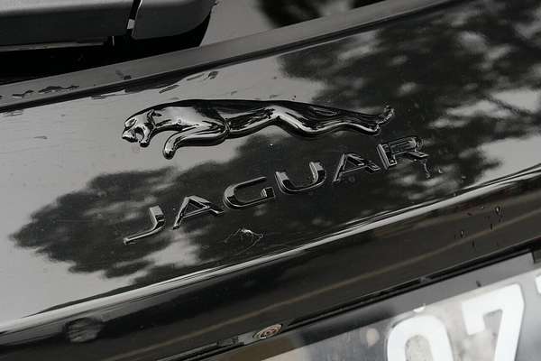 2023 Jaguar F-PACE P250 R-Dynamic SE X761