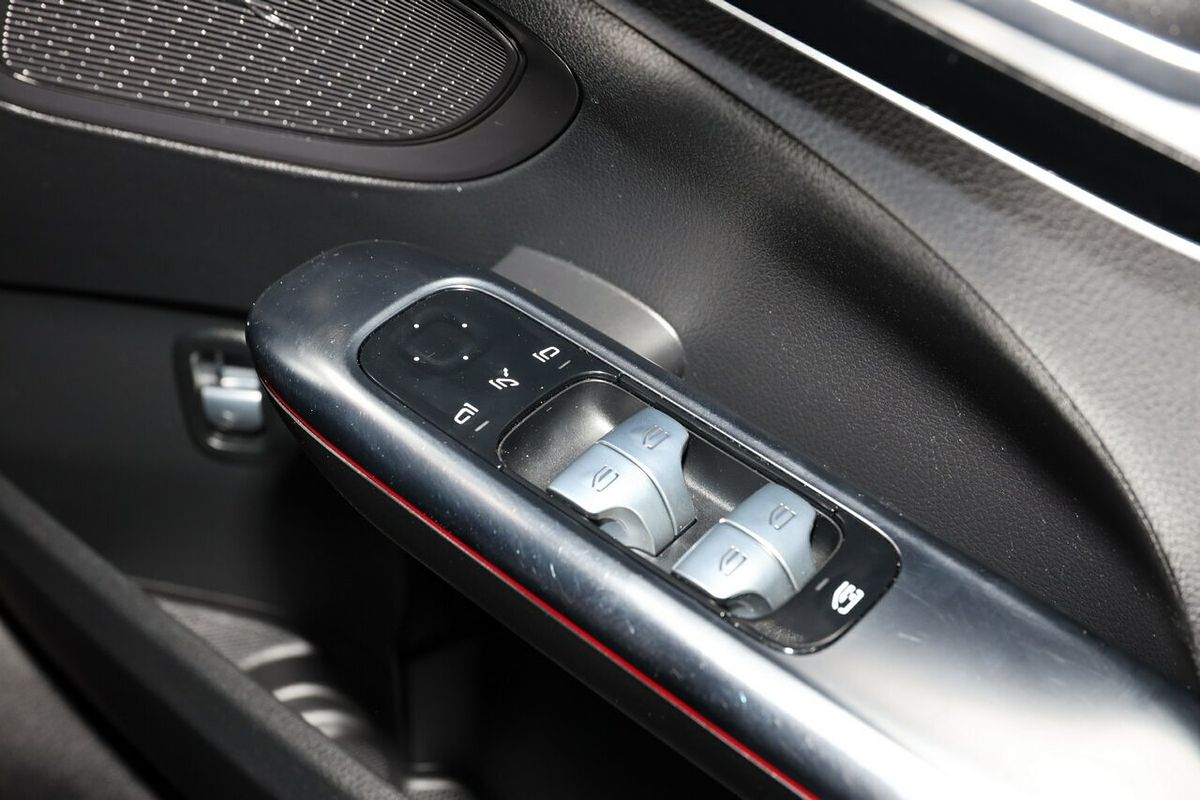 2022 Mercedes-Benz C-Class C200 W206