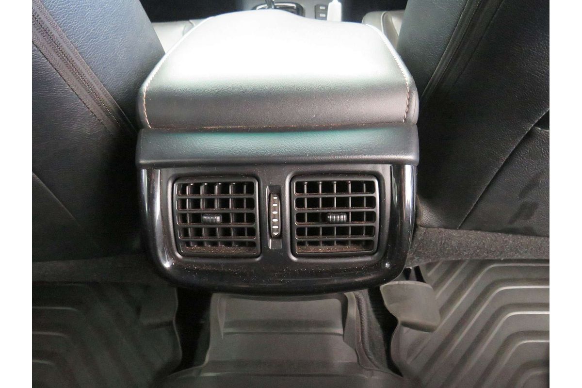 2018 Toyota Hilux Rugged X GUN126R 4X4