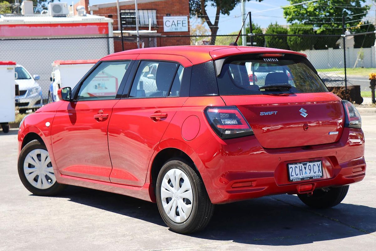 2024 Suzuki Swift Hybrid UZ