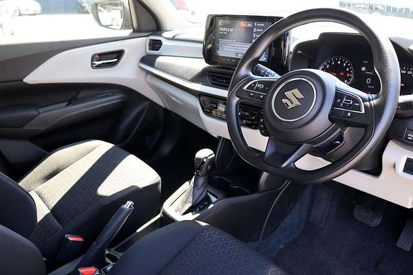 2024 Suzuki Swift Hybrid UZ