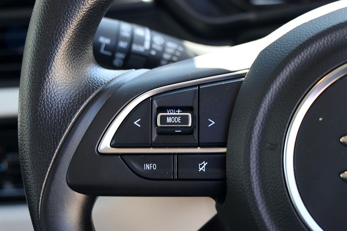 2024 Suzuki Swift Hybrid UZ