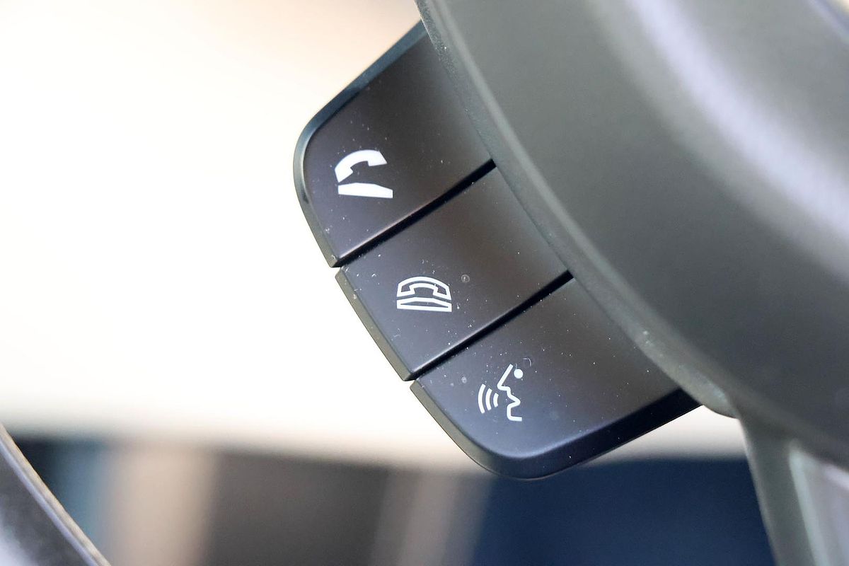 2024 Suzuki Swift Hybrid UZ