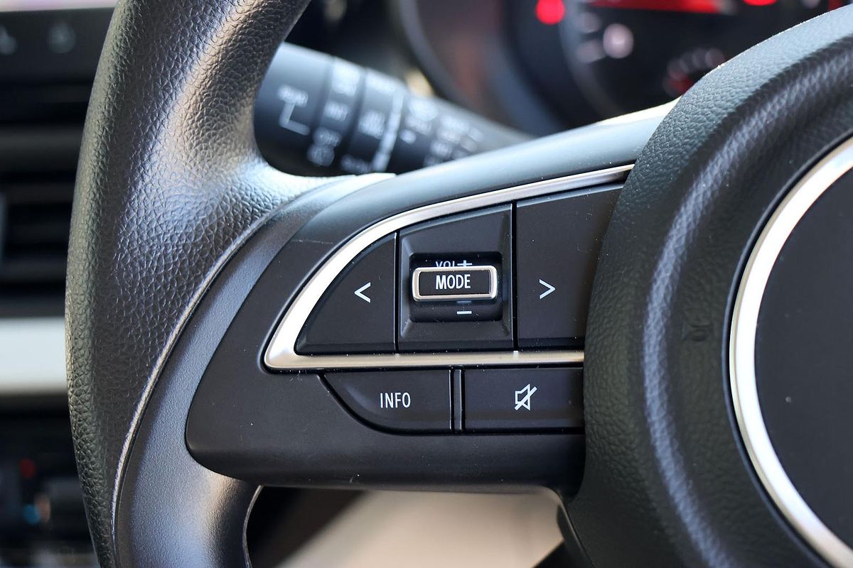 2024 Suzuki Swift Hybrid UZ