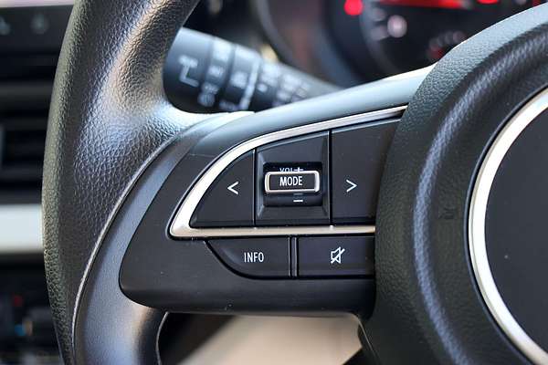 2024 Suzuki Swift Hybrid UZ