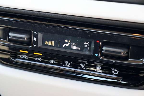 2024 Suzuki Swift Hybrid UZ